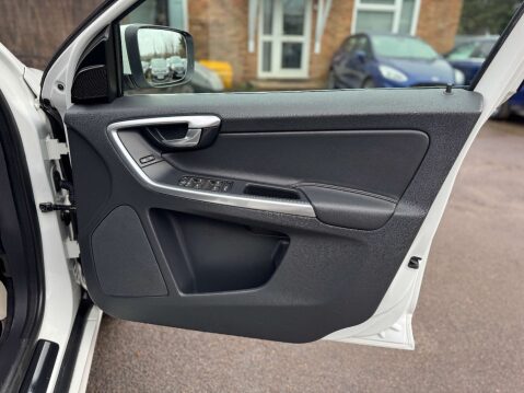 Volvo XC60 2.0 XC60 SE D4 5dr 38