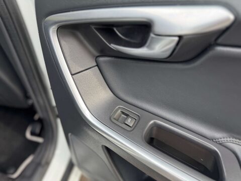Volvo XC60 2.0 XC60 SE D4 5dr 80
