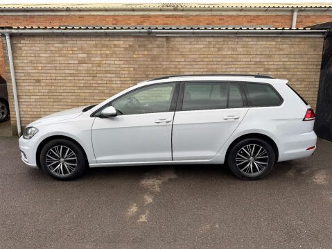 Volkswagen Golf 1.6 Golf SE Nav TDI BlueMotion Technology 5dr 15