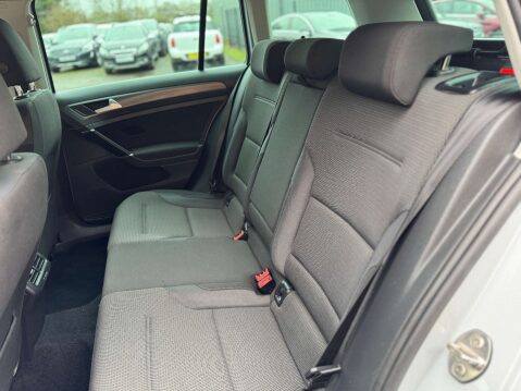 Volkswagen Golf 1.6 Golf SE Nav TDI BlueMotion Technology 5dr 84