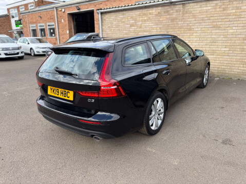 Volvo V60 2.0 V60 Momentum D3 5dr 25