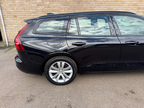 Volvo V60 2.0 V60 Momentum D3 5dr 32