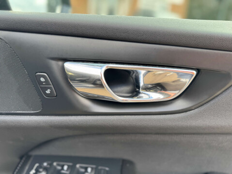 Volvo V60 2.0 V60 Momentum D3 5dr 40