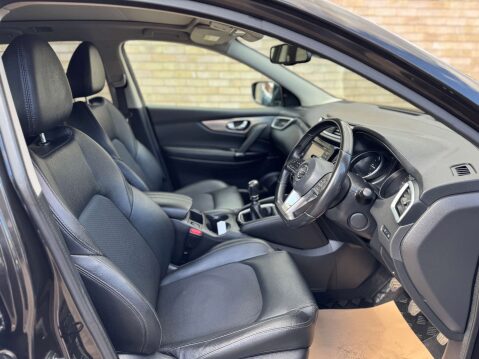 Nissan Qashqai 1.5 Qashqai Tekna dCi 5dr 42