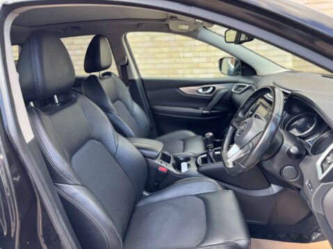 Nissan Qashqai 1.5 Qashqai Tekna dCi 5dr 43