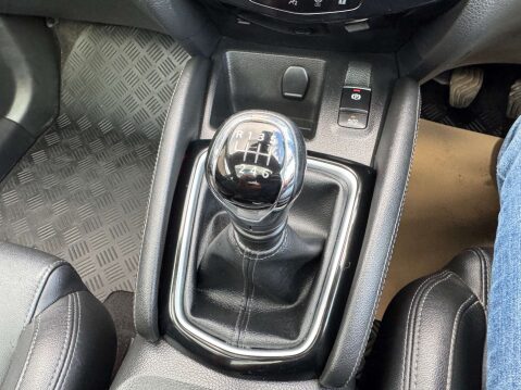 Nissan Qashqai 1.5 Qashqai Tekna dCi 5dr 70