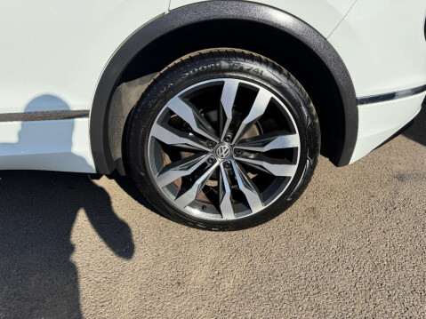 Volkswagen Tiguan 2.0 Tiguan R-Line TDI 4Motion Semi-Auto 4WD 5dr 20