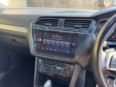 Volkswagen Tiguan 2.0 Tiguan R-Line TDI 4Motion Semi-Auto 4WD 5dr 56