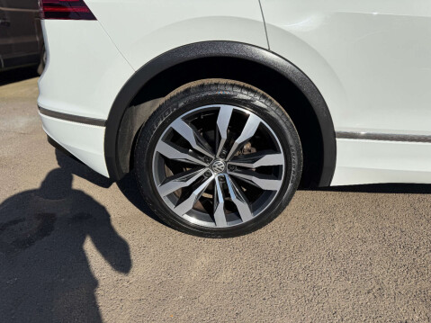 Volkswagen Tiguan 2.0 Tiguan R-Line TDI 4Motion Semi-Auto 4WD 5dr 33