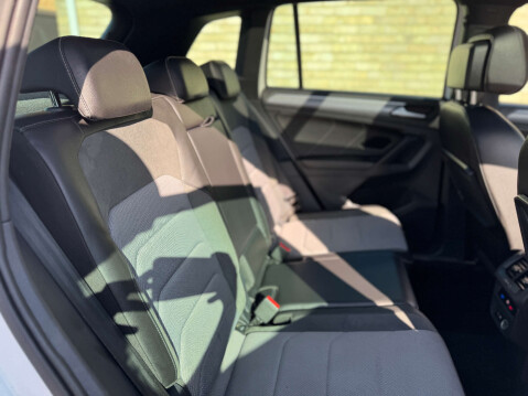 Volkswagen Tiguan 2.0 Tiguan R-Line TDI 4Motion Semi-Auto 4WD 5dr 87
