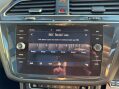 Volkswagen Tiguan 2.0 Tiguan R-Line TDI 4Motion Semi-Auto 4WD 5dr 60