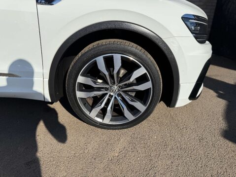 Volkswagen Tiguan 2.0 Tiguan R-Line TDI 4Motion Semi-Auto 4WD 5dr 30