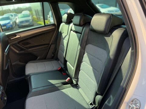 Volkswagen Tiguan 2.0 Tiguan R-Line TDI 4Motion Semi-Auto 4WD 5dr 84