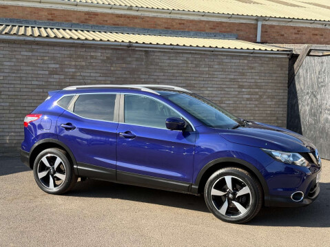Nissan Qashqai 1.5 Qashqai N-Tec+ dCi 5dr 17