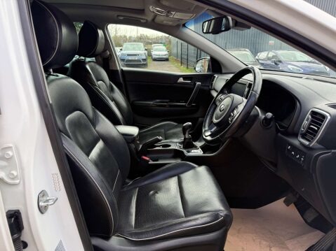 Kia Sportage 2.0 Sportage KX-4 CRDi 4WD 5dr 9