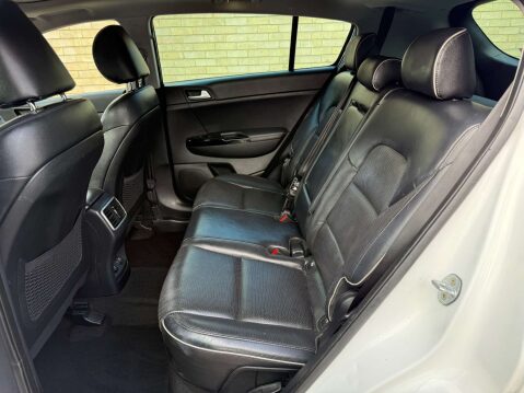 Kia Sportage 2.0 Sportage KX-4 CRDi 4WD 5dr 30