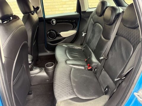 Mini Hatch 2.0 Cooper S Auto 5dr 33