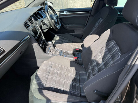 Volkswagen Golf 2.0 Golf GTD Semi-Auto 5dr 14