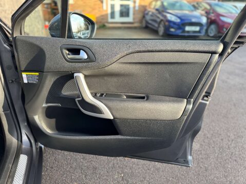 DS 4 2.0 DS4 Prestige Blue HDi S/S 5dr 31