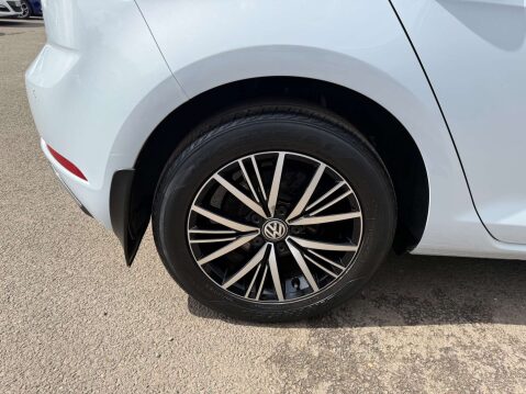Volkswagen Golf 1.6 Golf SE TDI BlueMotion Technology 5dr 71
