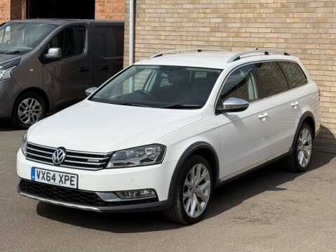 Volkswagen Passat 2.0 Passat Alltrack TDI BlueMotion Technology 4Motion 4WD 5dr 17