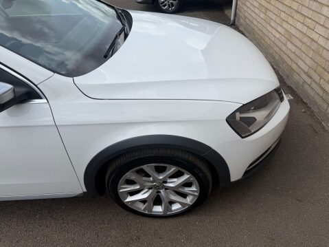 Volkswagen Passat 2.0 Passat Alltrack TDI BlueMotion Technology 4Motion 4WD 5dr 78