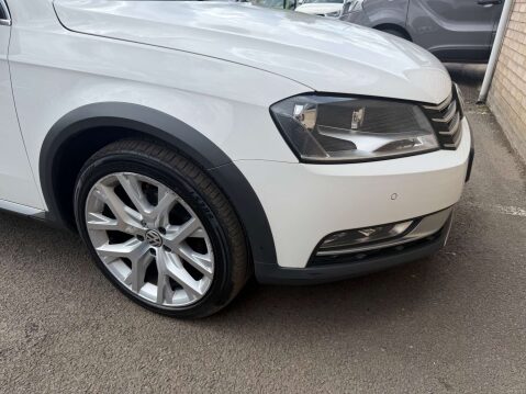 Volkswagen Passat 2.0 Passat Alltrack TDI BlueMotion Technology 4Motion 4WD 5dr 79