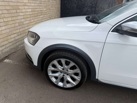 Volkswagen Passat 2.0 Passat Alltrack TDI BlueMotion Technology 4Motion 4WD 5dr 91