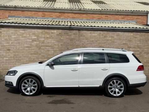 Volkswagen Passat 2.0 Passat Alltrack TDI BlueMotion Technology 4Motion 4WD 5dr 12
