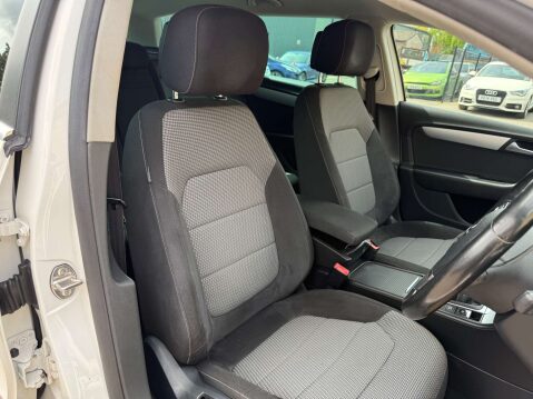 Volkswagen Passat 2.0 Passat Alltrack TDI BlueMotion Technology 4Motion 4WD 5dr 18