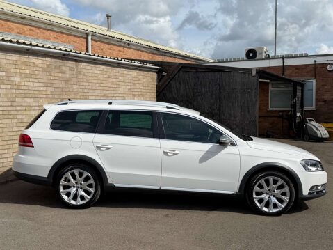 Volkswagen Passat 2.0 Passat Alltrack TDI BlueMotion Technology 4Motion 4WD 5dr 20