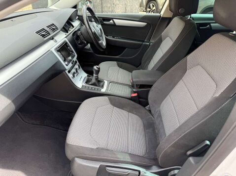 Volkswagen Passat 2.0 Passat Alltrack TDI BlueMotion Technology 4Motion 4WD 5dr 25