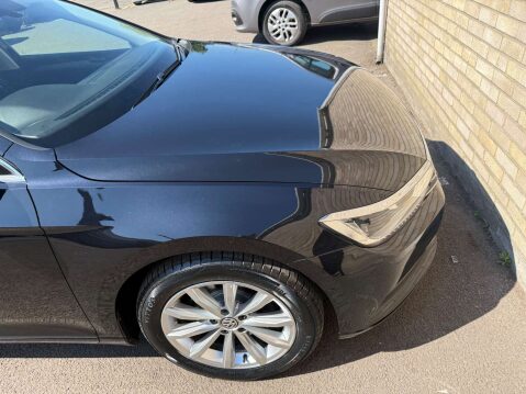 Volkswagen Passat 2.0 Passat SE Business TDI Semi-Auto 5dr 79