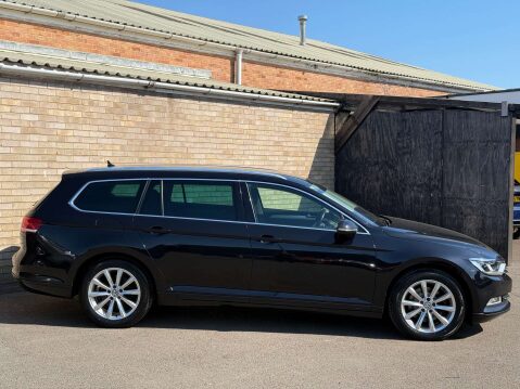 Volkswagen Passat 2.0 Passat SE Business TDI Semi-Auto 5dr 32