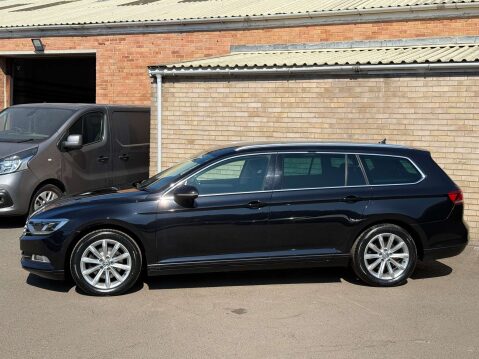 Volkswagen Passat 2.0 Passat SE Business TDI Semi-Auto 5dr 33