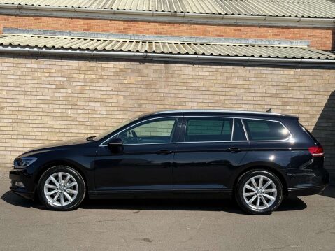 Volkswagen Passat 2.0 Passat SE Business TDI Semi-Auto 5dr 23