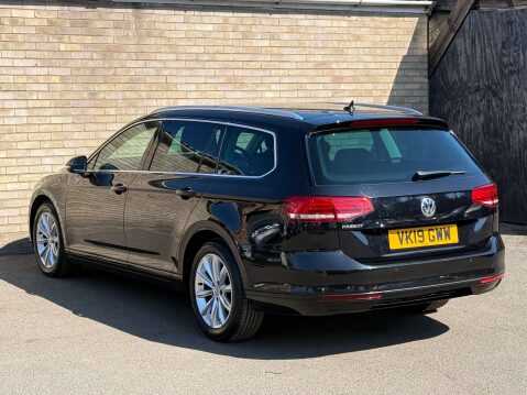 Volkswagen Passat 2.0 Passat SE Business TDI Semi-Auto 5dr 43