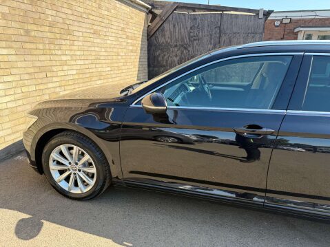 Volkswagen Passat 2.0 Passat SE Business TDI Semi-Auto 5dr 91