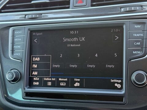 Volkswagen Tiguan 2.0 Tiguan SE Nav TDI BlueMotion Technology 4Motion Semi-Auto 4WD 5dr 60