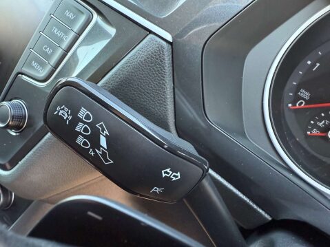 Volkswagen Tiguan 2.0 Tiguan SE Nav TDI BlueMotion Technology 4Motion Semi-Auto 4WD 5dr 50