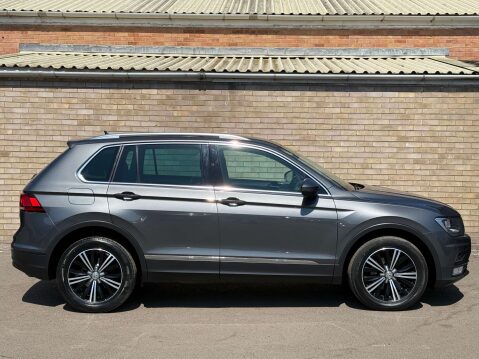 Volkswagen Tiguan 2.0 Tiguan SE Nav TDI BlueMotion Technology 4Motion Semi-Auto 4WD 5dr 10