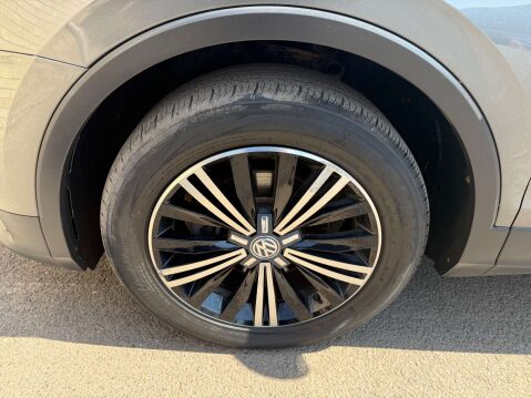 Volkswagen Tiguan 2.0 Tiguan SE Nav TDI BlueMotion Technology 4Motion Semi-Auto 4WD 5dr 88