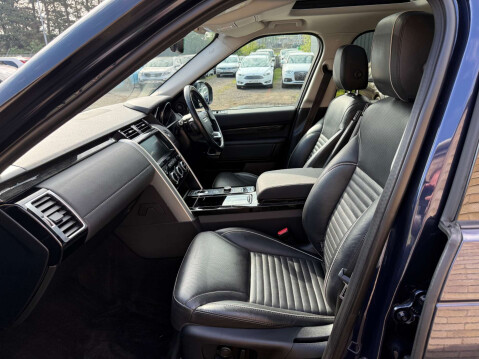 Land Rover Discovery 3.0 Discovery HSE TD6 Auto 4WD 5dr 23