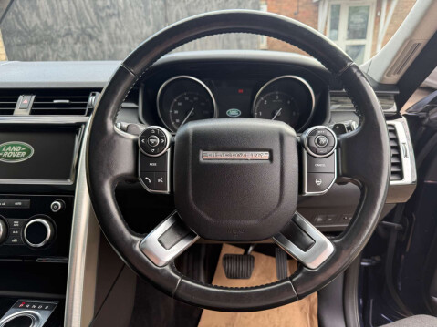 Land Rover Discovery 3.0 Discovery HSE TD6 Auto 4WD 5dr 52