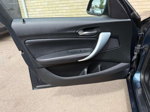 BMW 1 Series 2.0 120D SE Auto 5dr 76