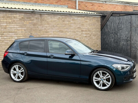 BMW 1 Series 2.0 120D SE Auto 5dr 38