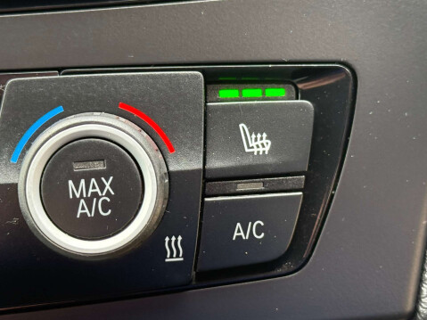 BMW 1 Series 2.0 120D SE Auto 5dr 60