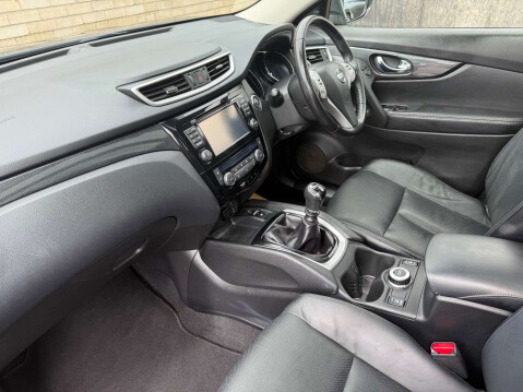 Nissan X-Trail 1.6 X-Trail Tekna dCi 4x4 4WD 5dr 3