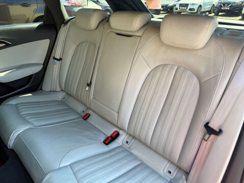 Audi A6 2.0 A6 Black Edition TDI Ultra 5dr 43