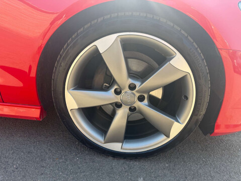 Audi A6 2.0 A6 Black Edition TDI Ultra 5dr 97